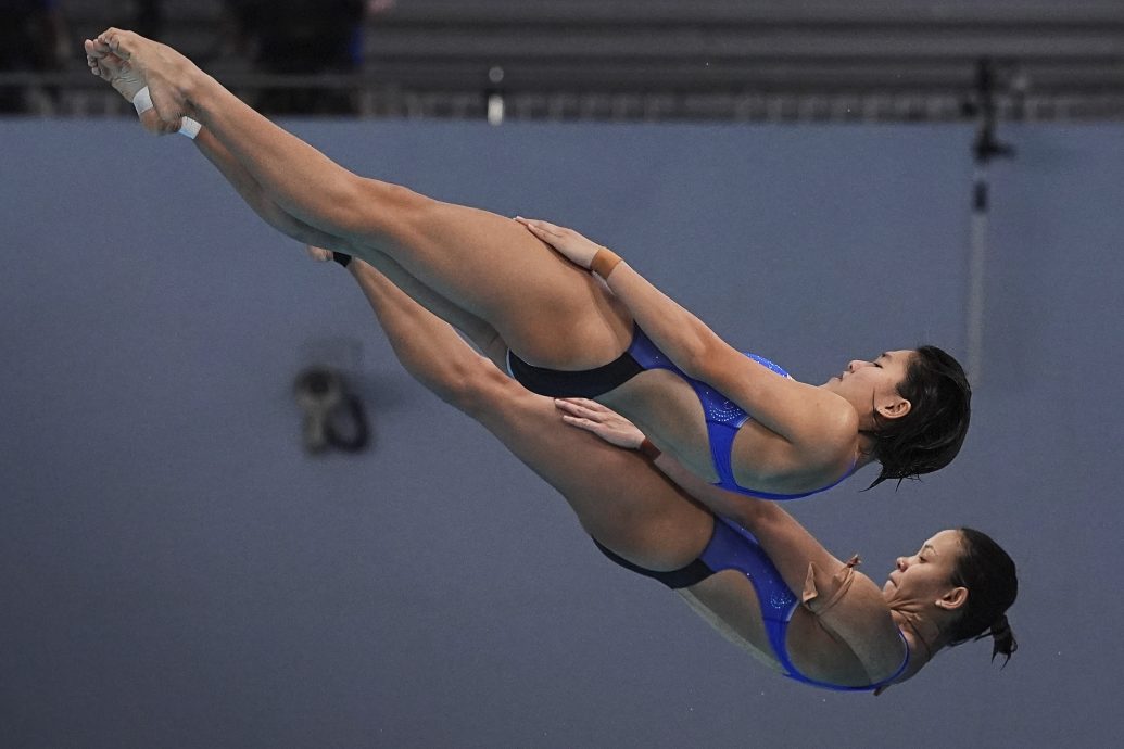 新加坡世界水上运动锦标赛| 肩伤复发无奈中途退出双人赛 潘德莉表出战个人赛成疑