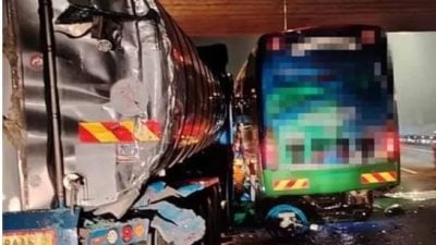 旅巴吊车油槽车相撞   酿2死16伤惨剧