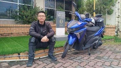旅马台教师骑摩托环西马  狂赞大马人“善良又热情”！