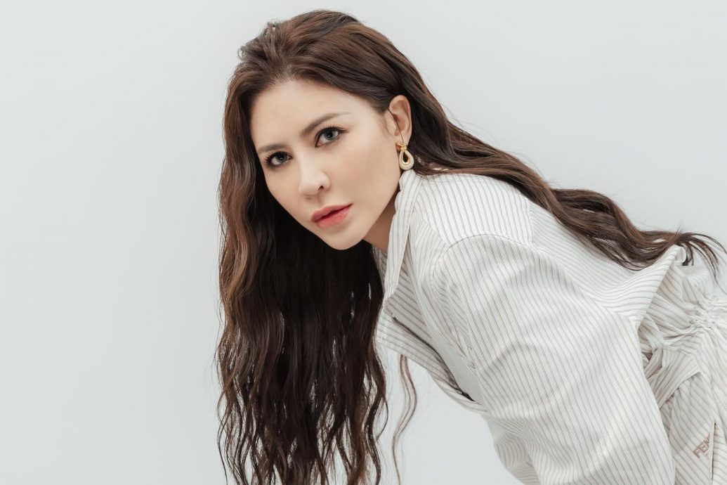 无预警喊卡10月演唱会 艾怡良认有状况需治疗