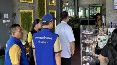 普吉岛展开整顿行动 7违规大麻商店被停业