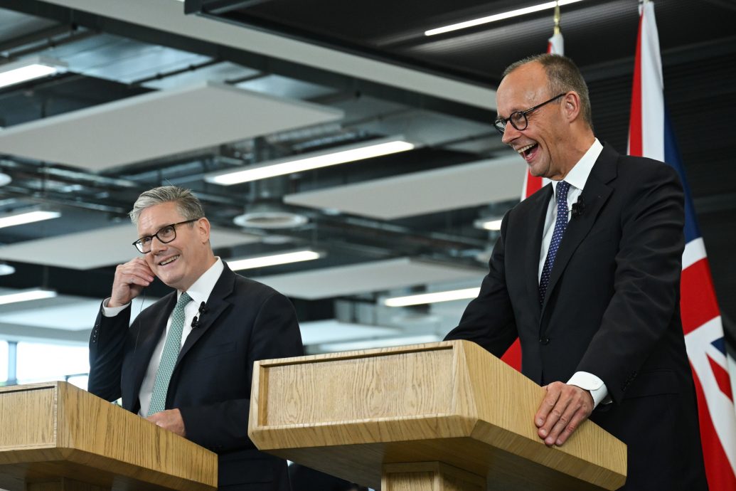 智库报告:英国民众对英美“特殊关系”支持度骤降