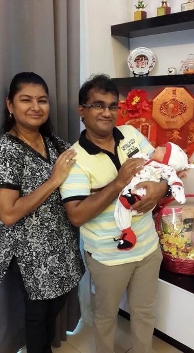 暖势力|视频|印裔邻居帮载娃还送早餐 华裔夫妇感动:最温暖的“家人”