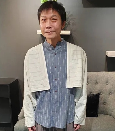 暴瘦剃光头遭疑做化疗 钱小豪辟谣:重新养发