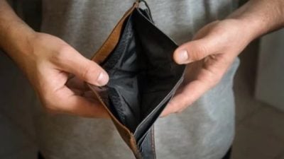 月入近6千拖欠2万债务  他担心求助AKPK影响仕途