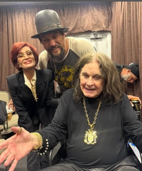  月初才办告别演唱会 76岁奥兹欧斯本离世