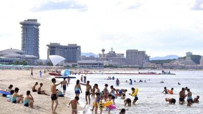 朝鲜葛麻海岸旅游区 正式向国内旅客开放