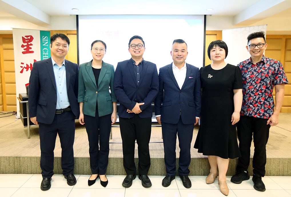 本报为媒体伙伴：中国人民大学讲座会