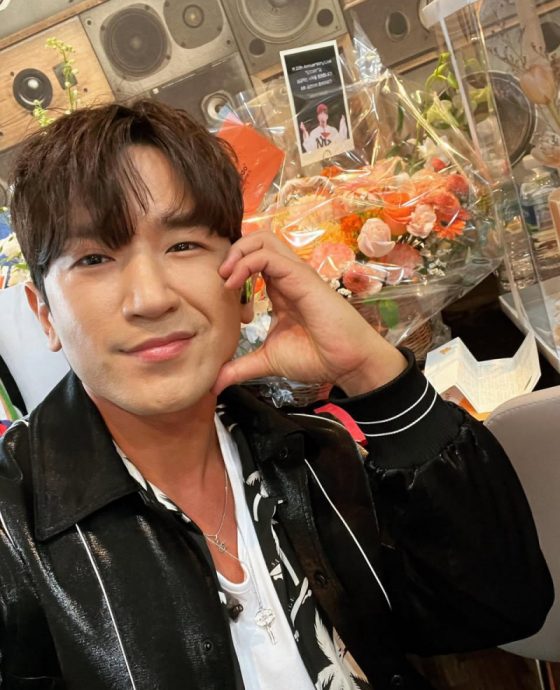 李玟雨@神话宣布婚讯 “找到彼此扶持的人”