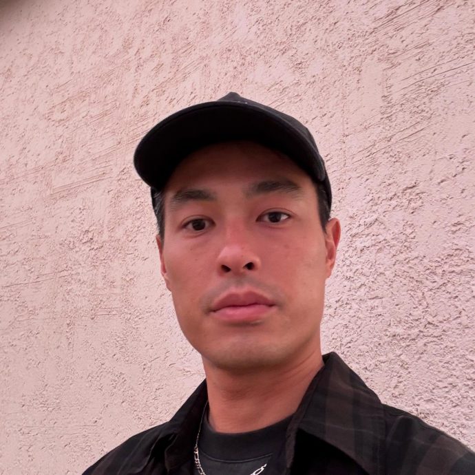 杨祐宁卧床插氧鼻管 亲回35字泄身体现况