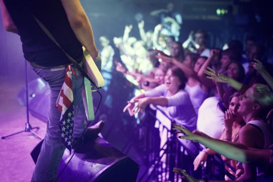 林佚／听团仔的“冲撞文化”