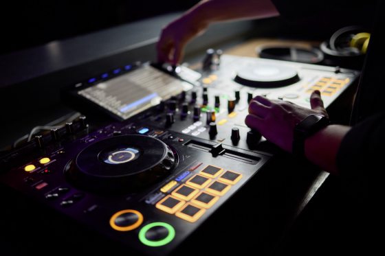 林佚／Loop Station：打造一人乐团的神器