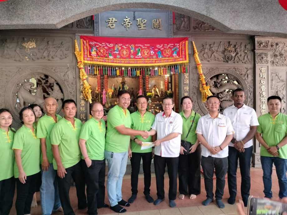 林冠英：首相指会重新检讨SST和电费事宜。