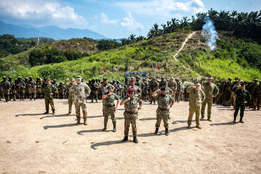 枪击 爆破 丛林野战 直升机出击…… 马美澳战略性军演
