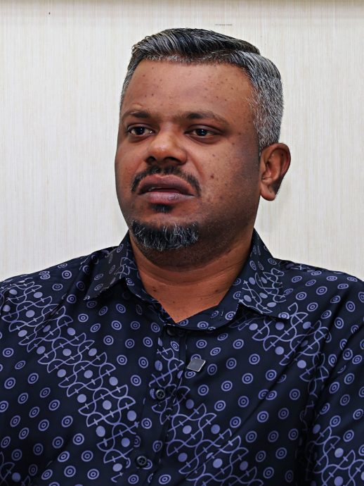 柔公共休闲场所早禁酒,阿鲁古玛揶揄马华“零分英雄”