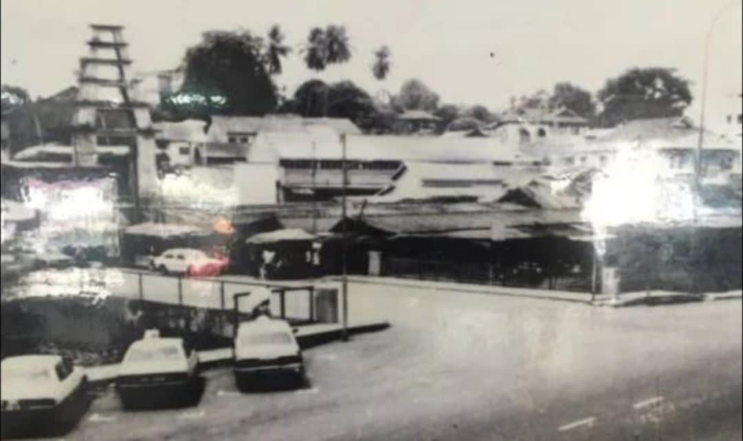 柔:**锁文**新旧对照:新山今天是不是能再吃到正宗潮州粥?