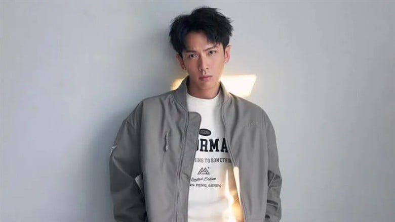 柯震东右腿严重烫伤 2巨大水泡怵目惊心！