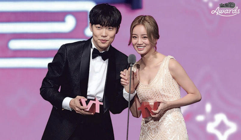 柳俊烈惠利分手后首同框？被爆将出席《请回答1988》聚会