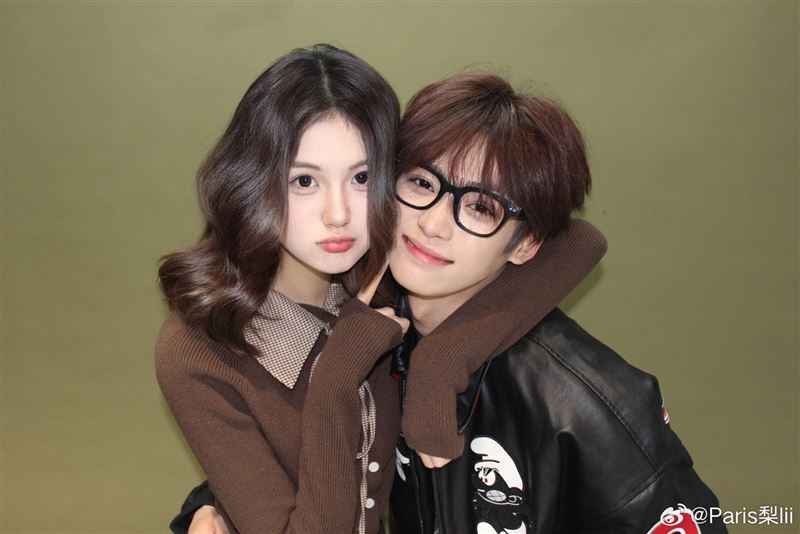 梓渝靠BL剧爆红狂吸腐女 认了劈腿宣布停工