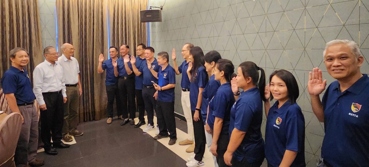 森乒新苗勇夺亚洲赛少年男双铜牌 黄郁燊吁家长培育孩子潜能