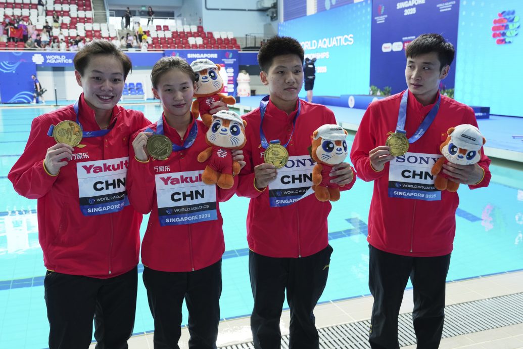 水上运动世锦赛|跳水赛点燃战火 中国梦之队抢首金