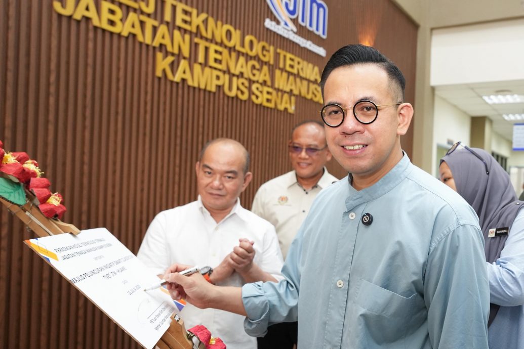   沈志强推介ADTEC智能教室6校区试点计划 携手华为开启技职教育新模式