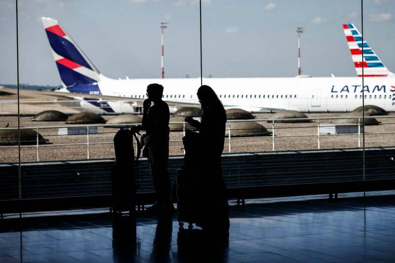 法国航管员罢工 所有机场都将出现航班中断和延误