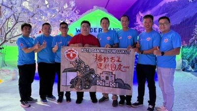 波迷你动物园 雪林冰雪大世界   赞助国庆徒步幸运奖