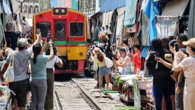 泰国再次推迟外国游客“入境费” 至明年征收