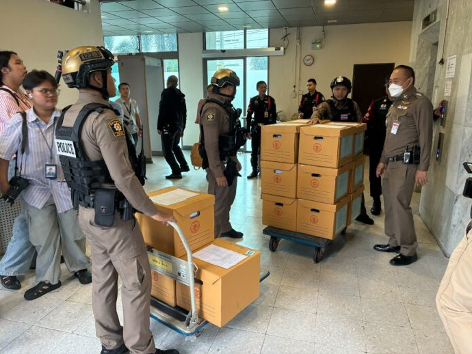 泰审计署大楼倒塌案 10万页卷宗23被告移交检方