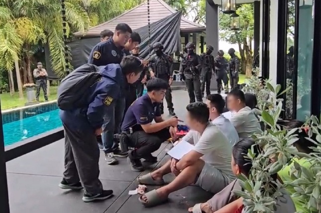 清迈豪宅设窝点 诈骗同胞12中国人落网