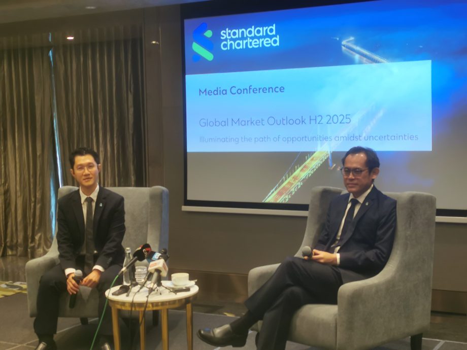 渣打银行:美元未来12个月料续走弱 马币上看4.20