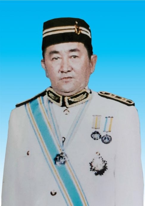 颜清进DGPN拿督斯里