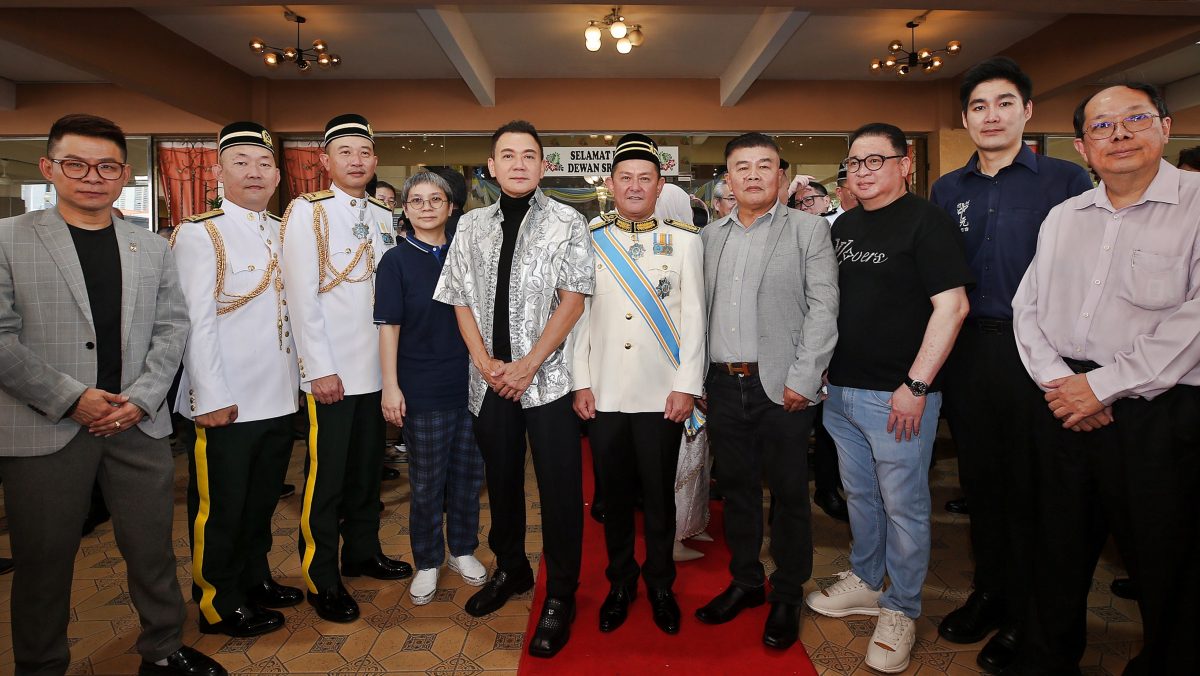 版六(大北马）今日390名有功人士领勋