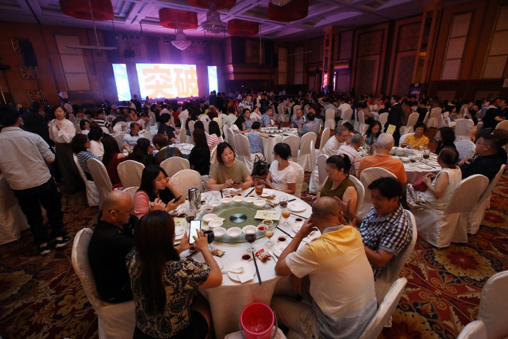 版头-大都会/民众华小tiger星洲华教义演/5图