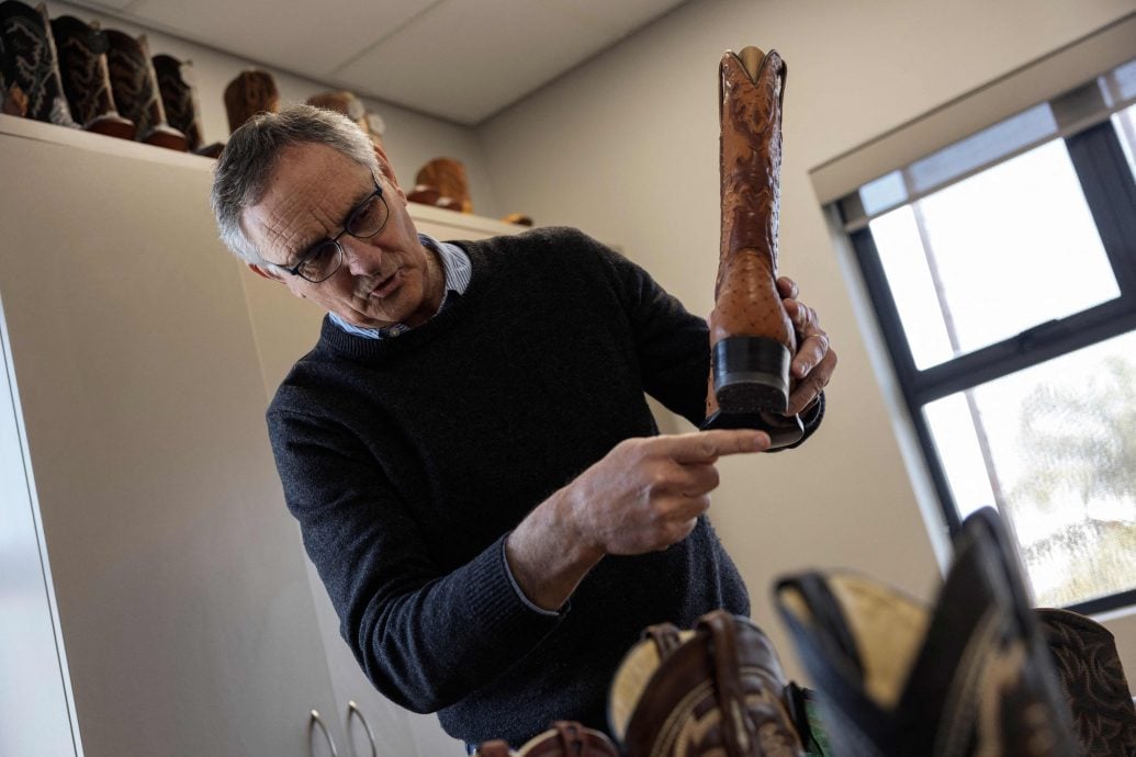 特朗普关税成“美国制造”牛仔靴的硌脚石