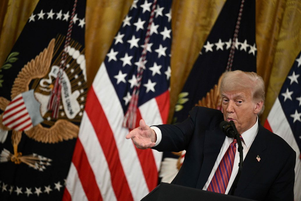 特朗普晒执政半年成绩单,美国民众:“我们成为了世界的笑柄”