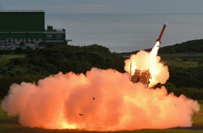 特朗普:美国将向乌克兰供应爱国者导弹 传出口进攻武器