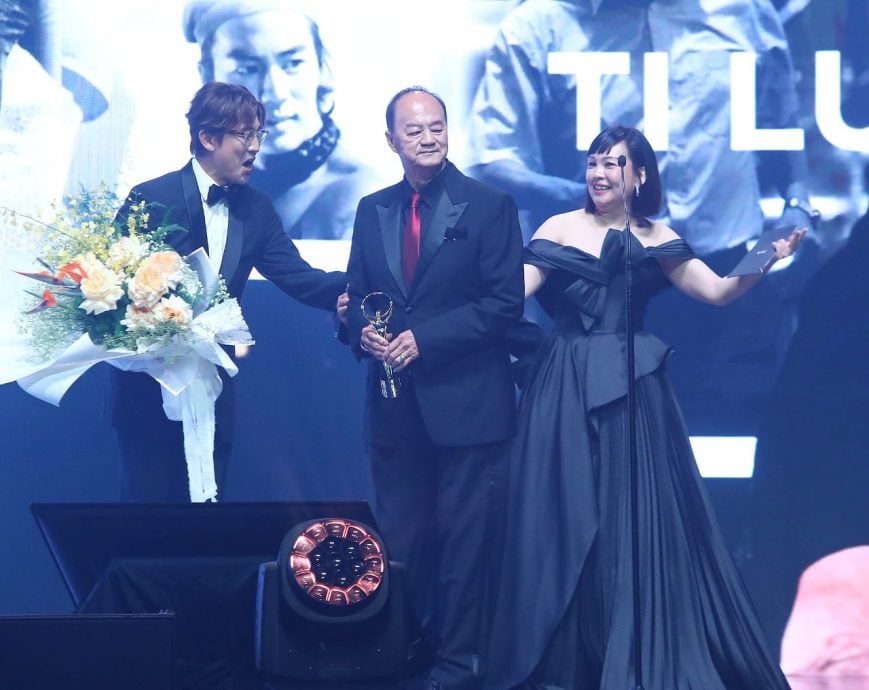 狄龙荣膺终身成就奖　谭俊彦惊喜献花 