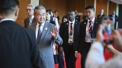 王毅批南海仲裁案构成越权审理 冲击国际海洋法治