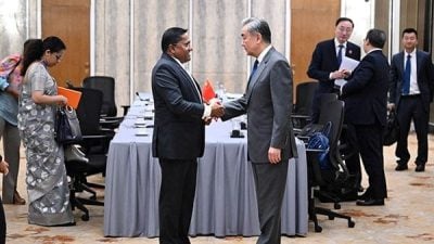 会晤斯里兰卡外长  王毅批印太战略挑动阵营对抗
