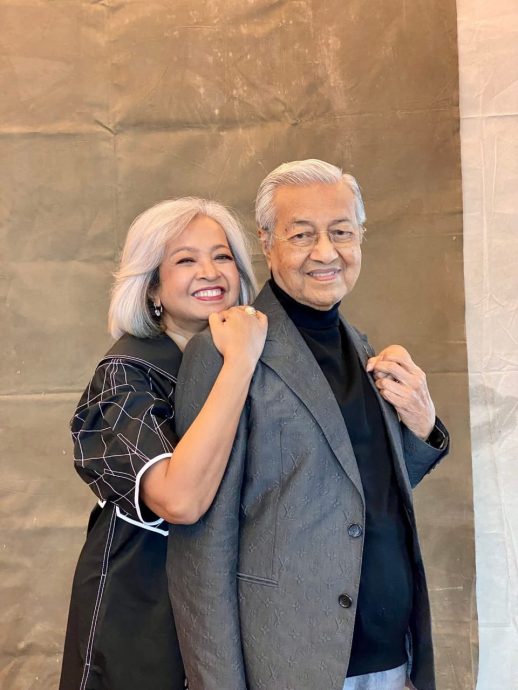 玛丽娜:爸爸今天满100岁