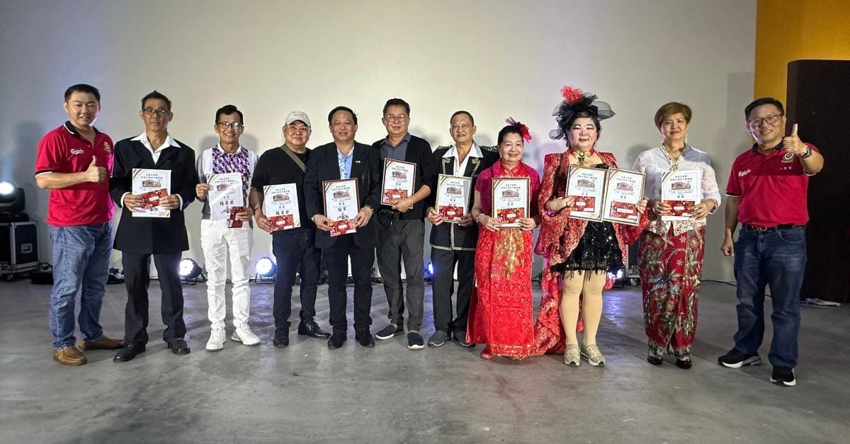 甘孟三圣官神诞庆典办歌唱比赛，叶幸友夺冠军。 