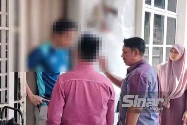 甲医生情侣疑幽会被扣查