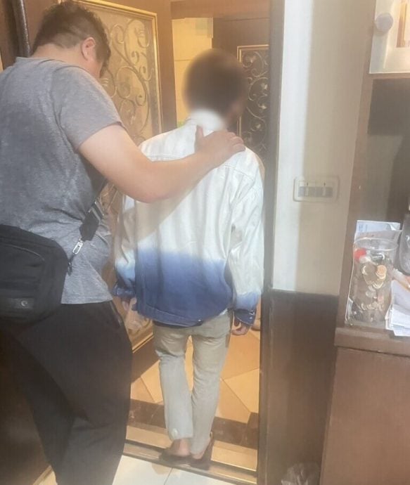 疑感情纠纷约谈判 男子割颈前女友急逃