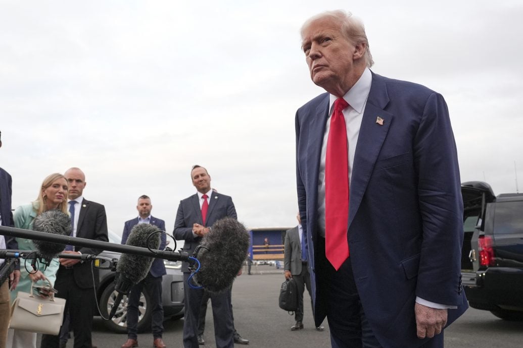 盖洛普民调:特朗普支持度跌破40%创第二任最低