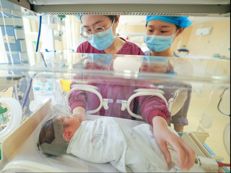 看世界)中国据报拟推行全国生育补贴 应对人口下滑压力