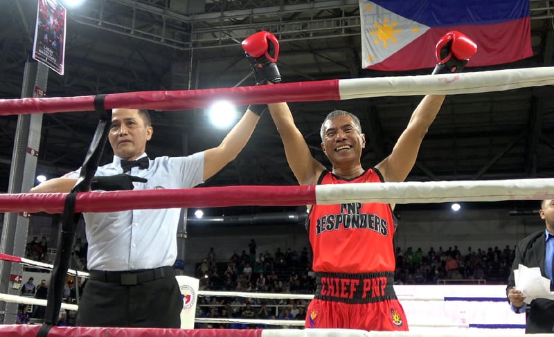 看世界)杜特尔特子为父复仇 擂台挑战警察总长却临阵退缩