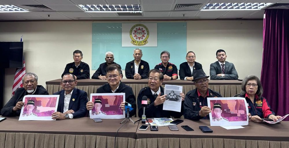 真拿督揭假拿督斯里以“王室成员义子”自居