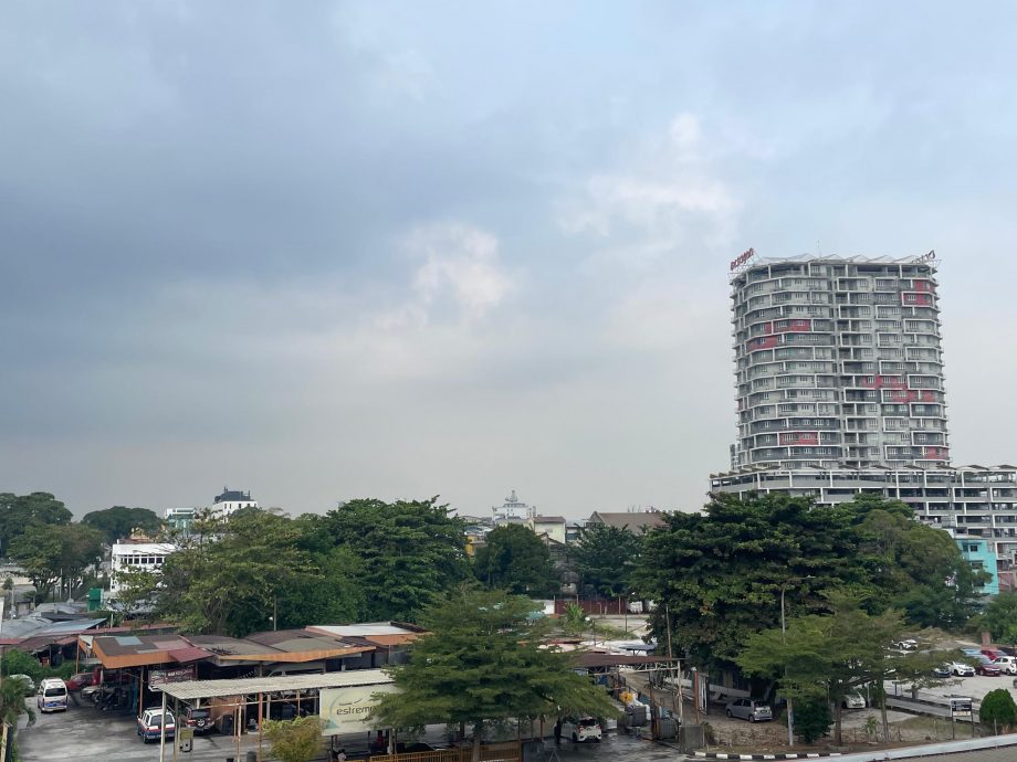 空污指数 | 霹雳5地区空气中等 丹绒马林昨晚一度不健康水平